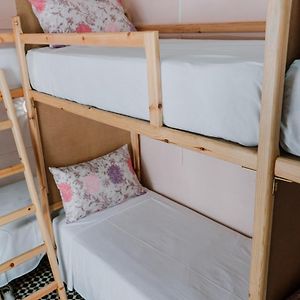 Habitación para Mujeres Compartida